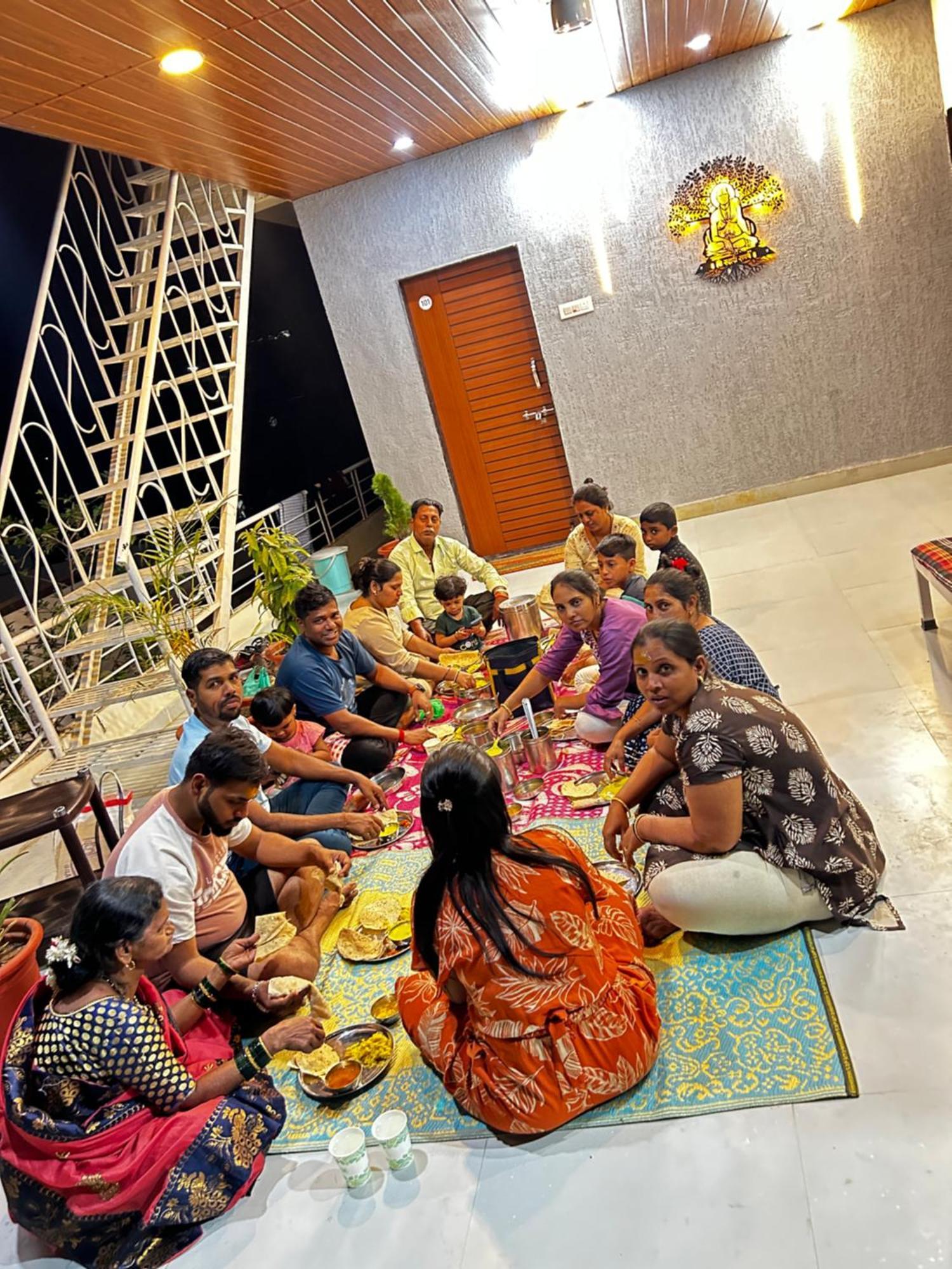 Vatavriksha Guest House,Akkalkot Akalkot ภายนอก รูปภาพ